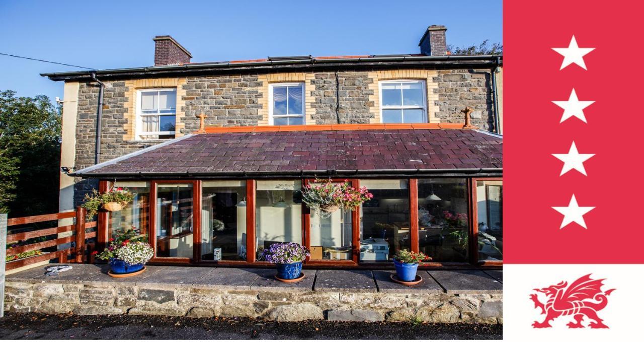 Llangwyryfon Country Breaks Acomodação com café da manhã Aberystwyth Exterior foto